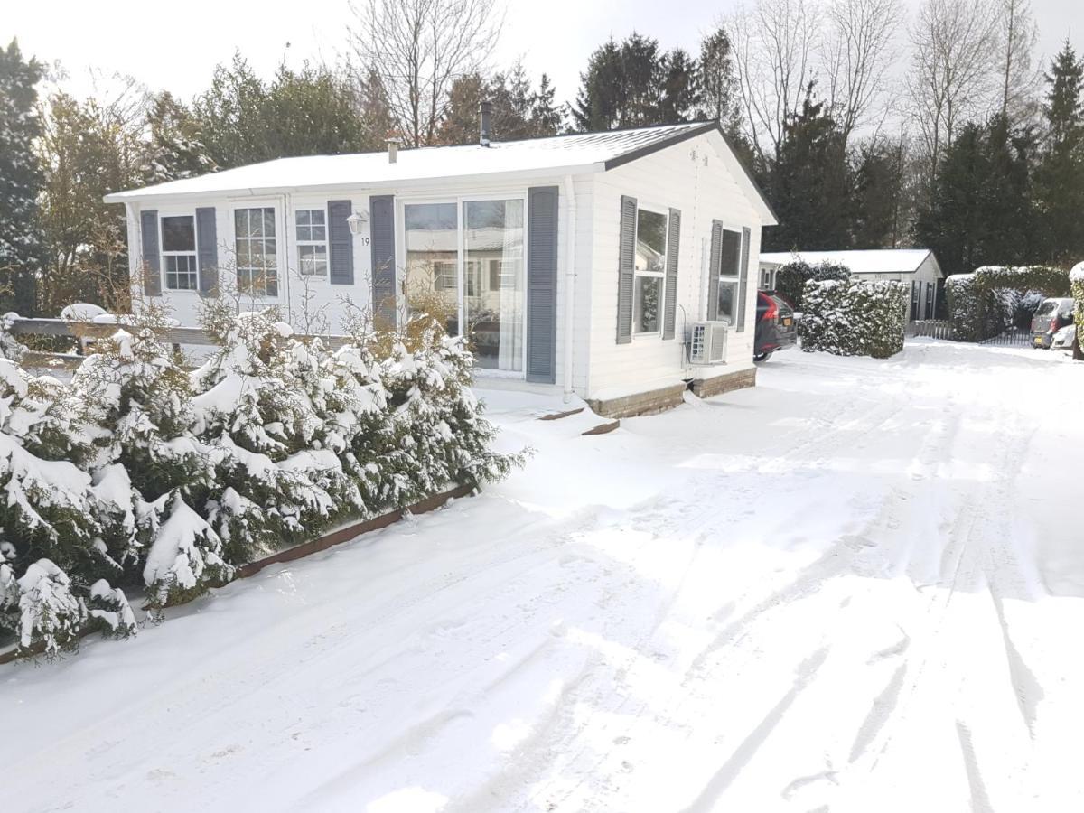 Kuifmees Vakantiewoningen 오이스터위지크 외부 사진