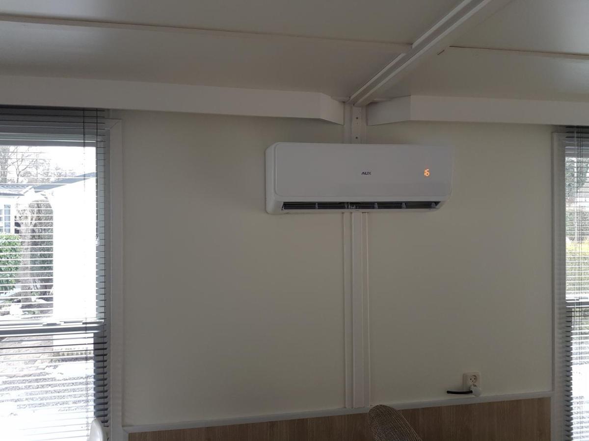 Kuifmees Vakantiewoningen 오이스터위지크 외부 사진