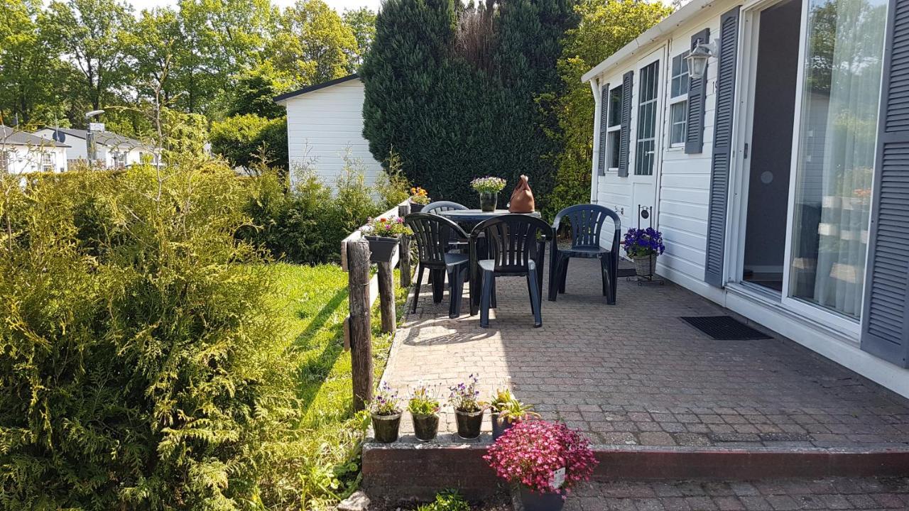 Kuifmees Vakantiewoningen 오이스터위지크 외부 사진