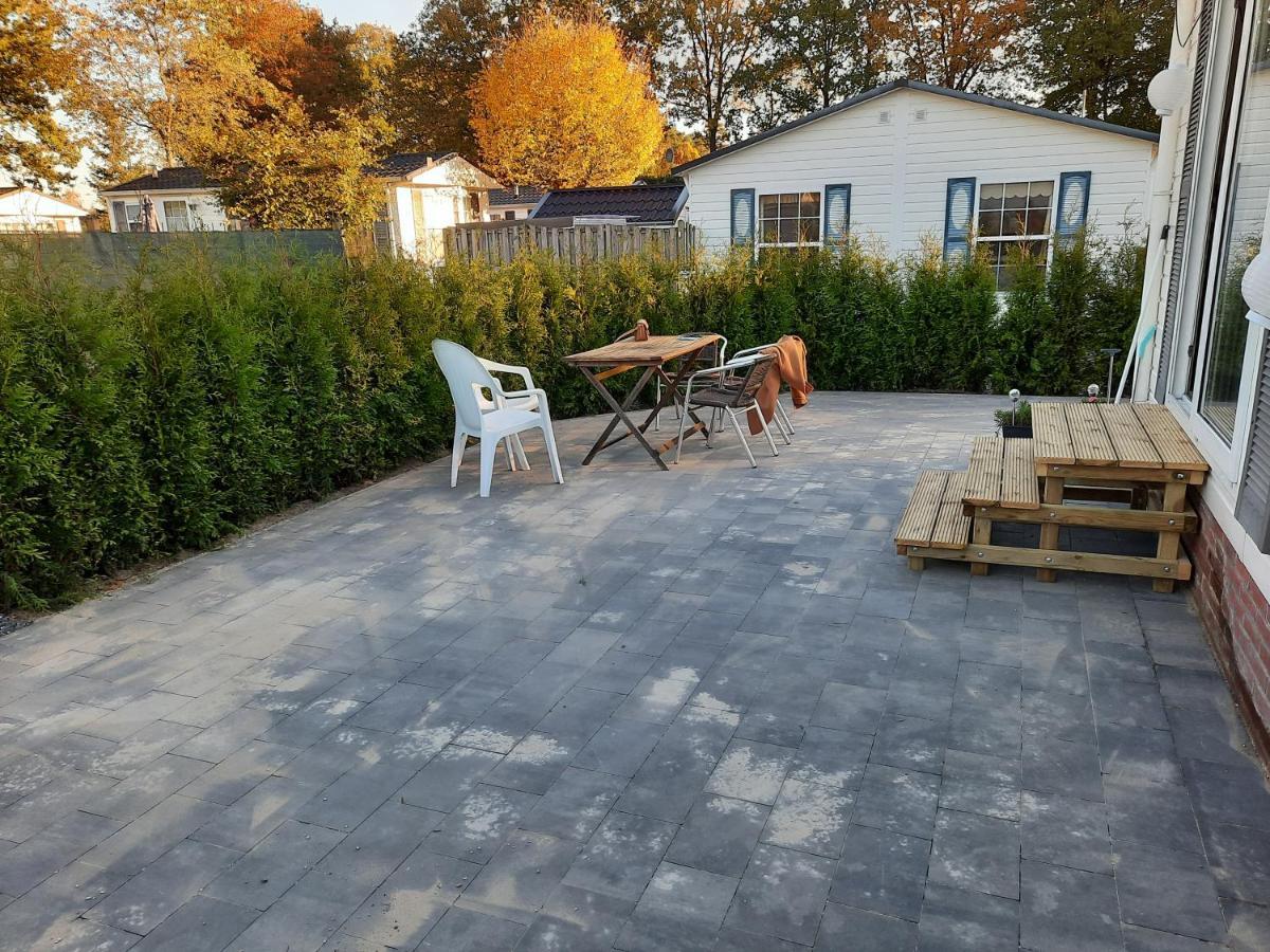 Kuifmees Vakantiewoningen 오이스터위지크 외부 사진