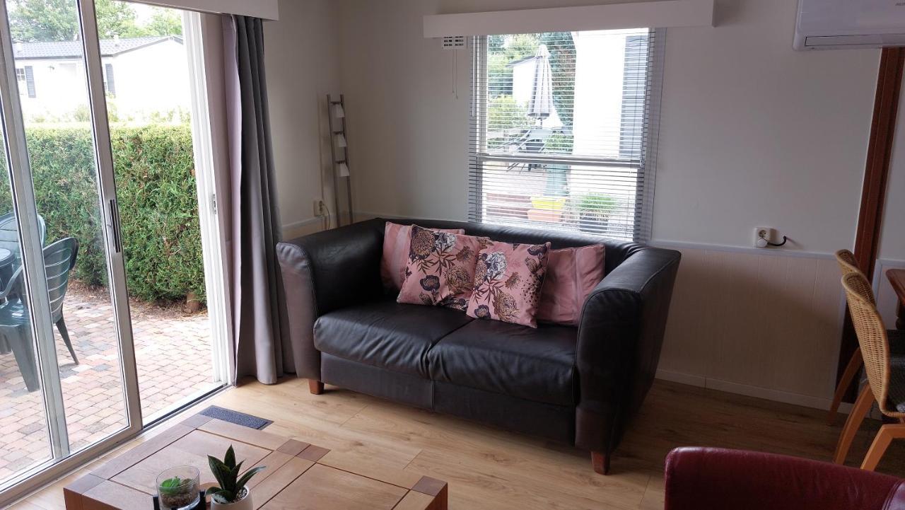 Kuifmees Vakantiewoningen 오이스터위지크 외부 사진